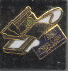 1980, - (PIN0073)